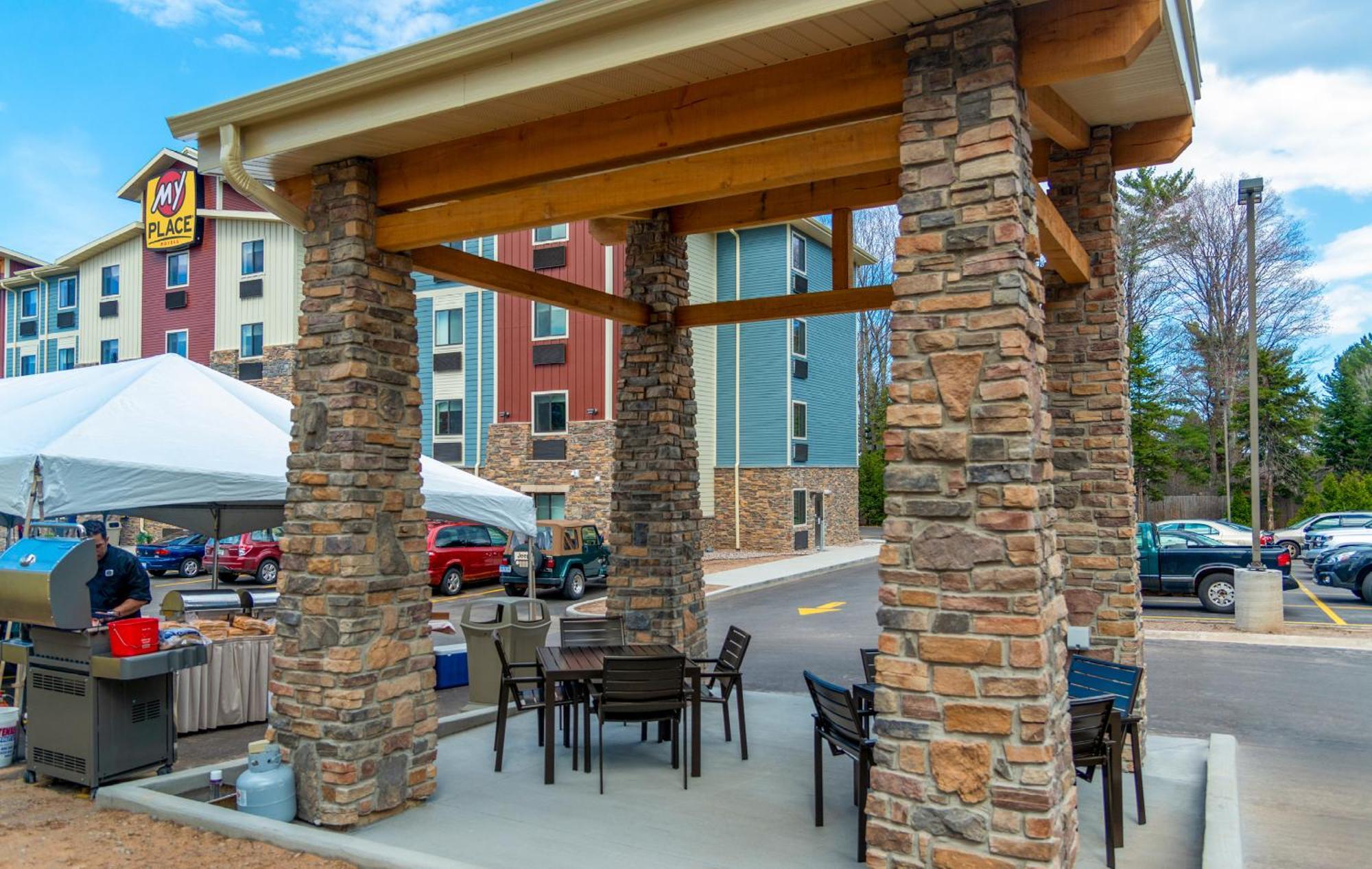 My Place Hotel-Marquette, Mi エクステリア 写真