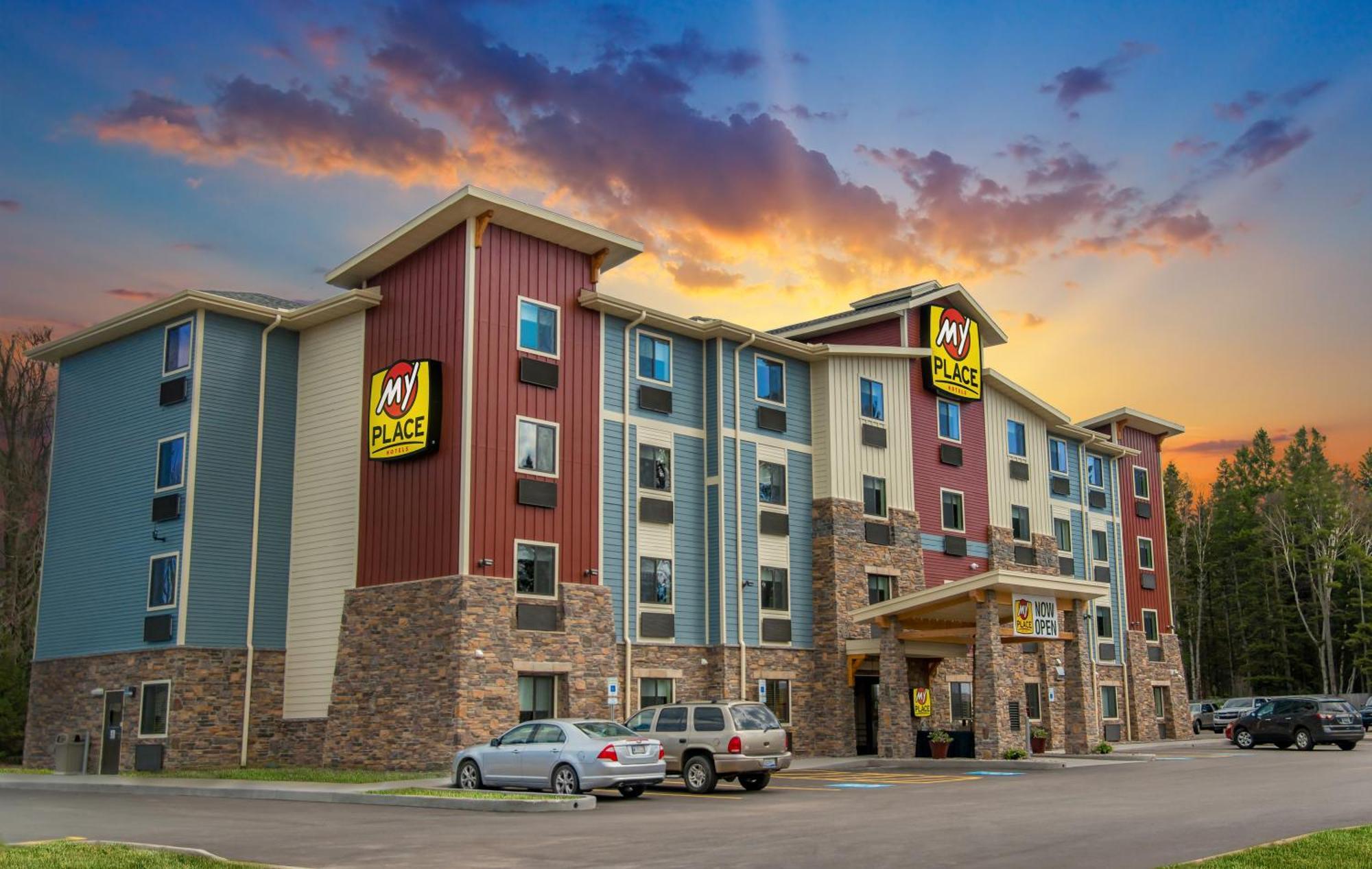 My Place Hotel-Marquette, Mi エクステリア 写真